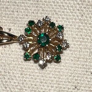 14K Yellow Gold Emerald/Diamond Starburst Pendant On 16” Chain 3.79g